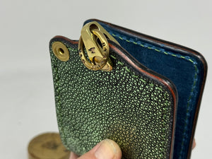 Anvil 5G Bifold Leather Chain Wallet - Metallic Emerald Stingray