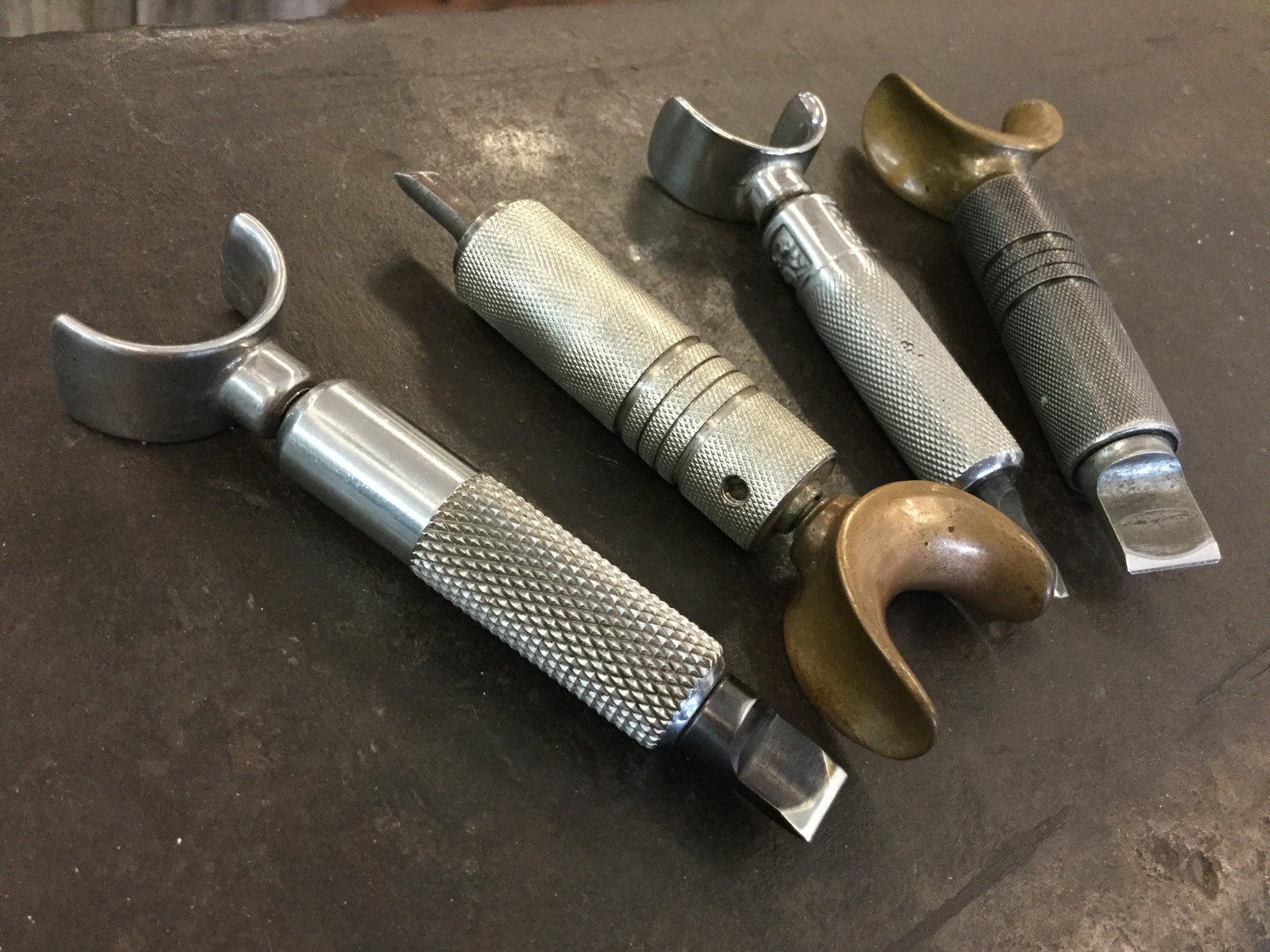 Anvil Tools Series: The Swivel Knife - Anvil Customs