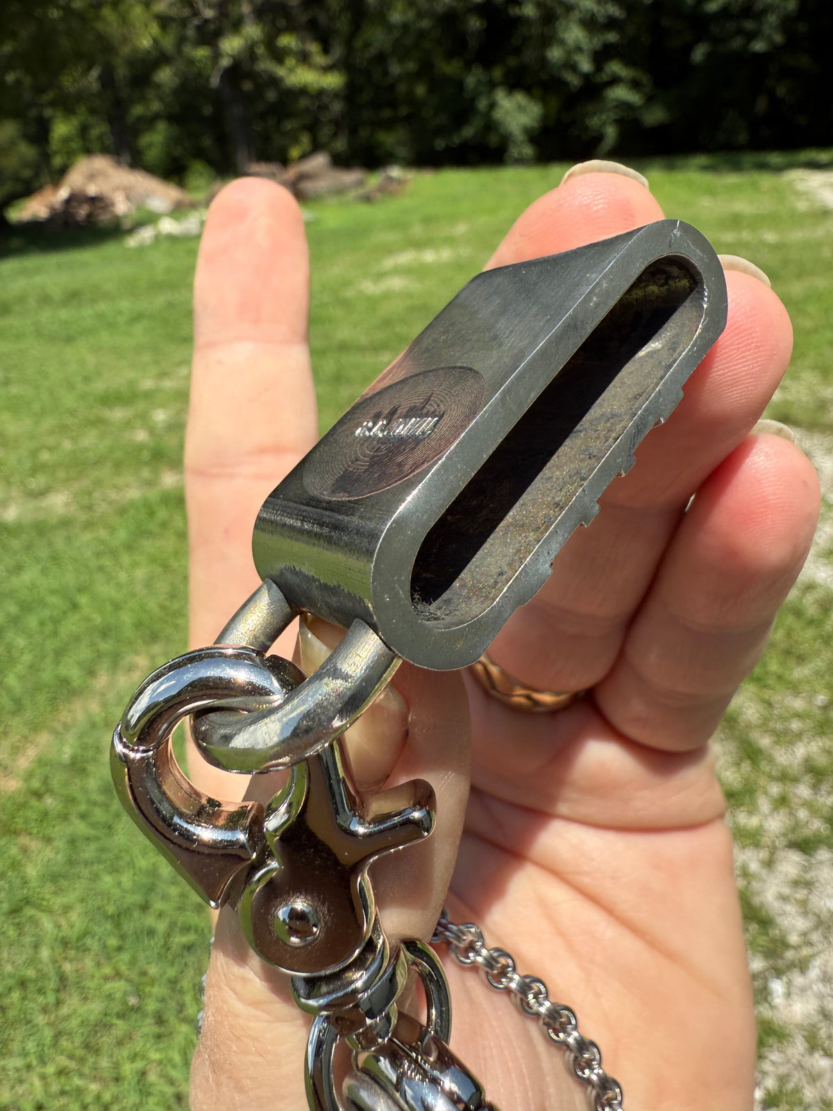 21 Inch Anvil Wallet Chain - Slim 2 In 2 with White Belt Charm