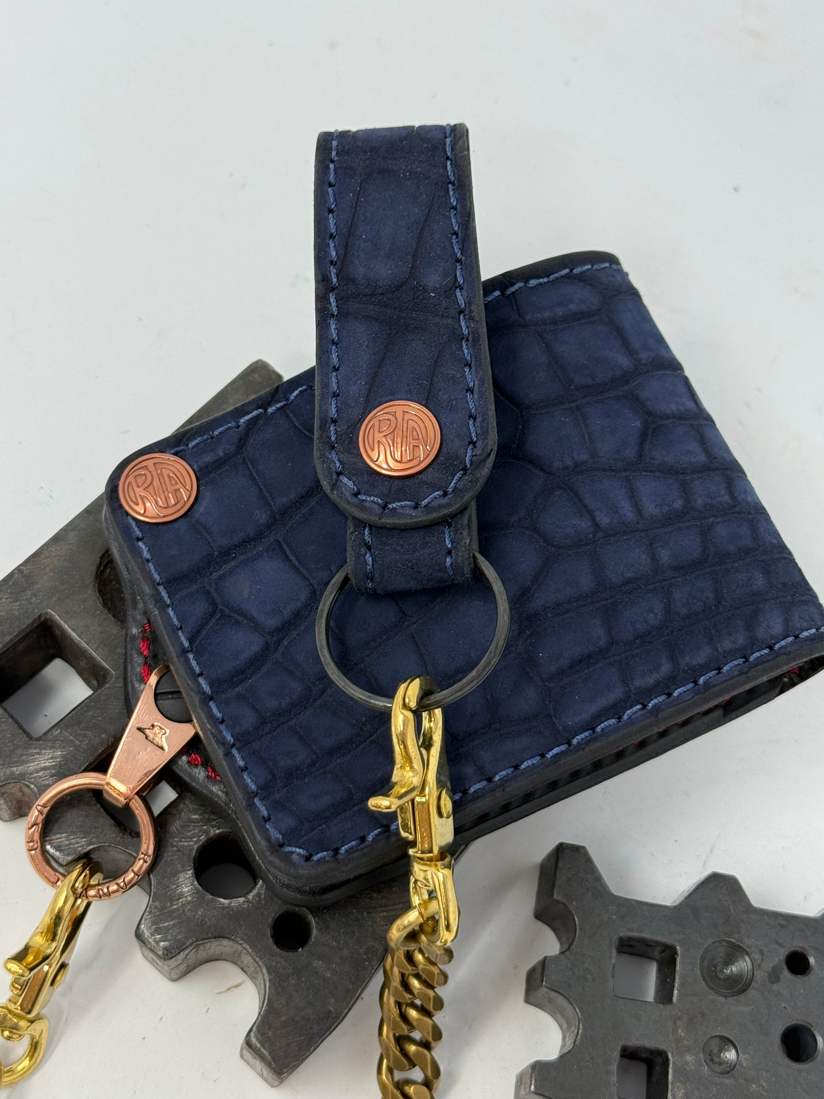 Anvil 5G Bifold Leather Chain Wallet - Navy Nubuck American Alligator