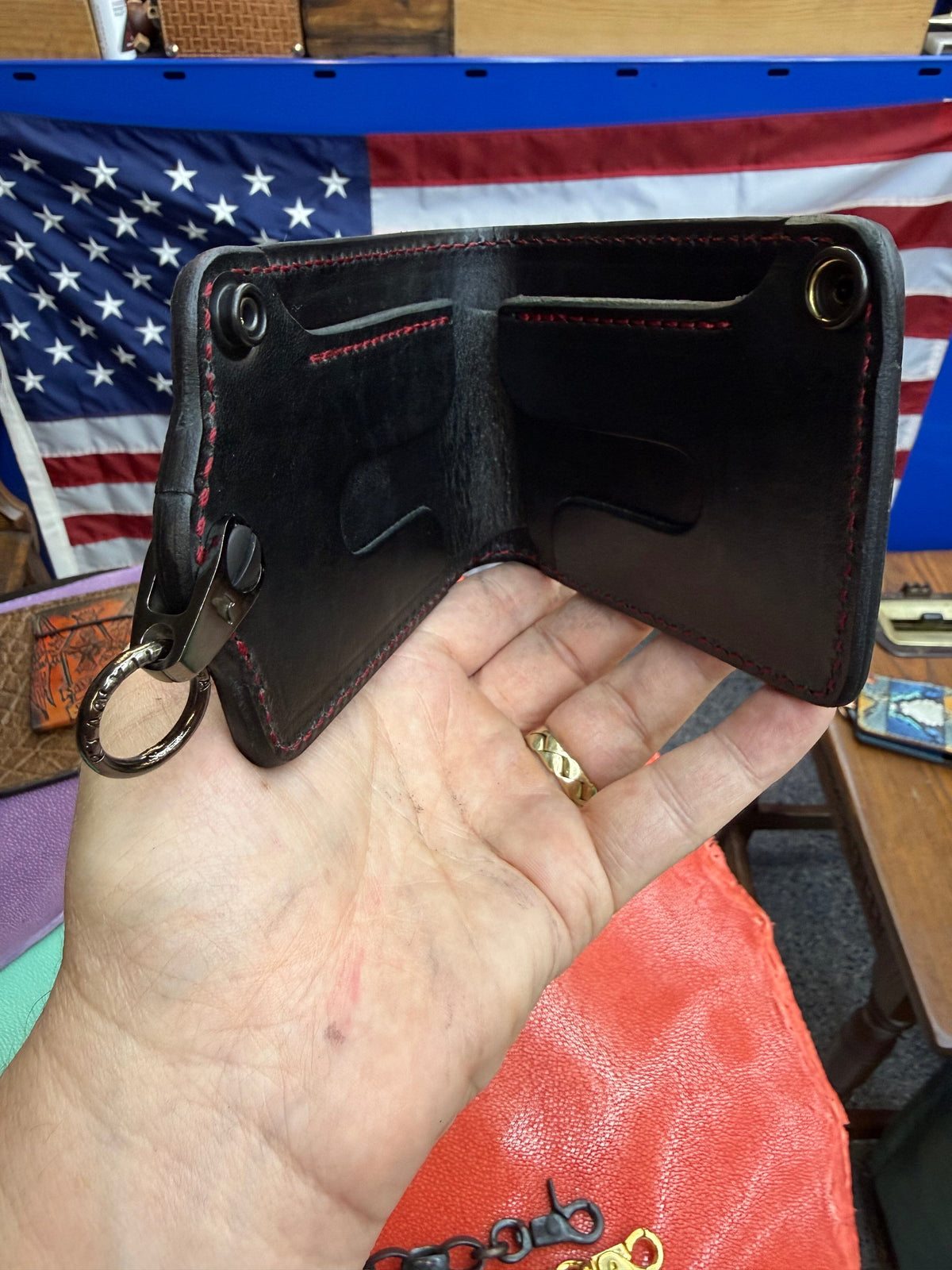 5G Bifold Leather Chain Wallet - Black Hornback Alligator