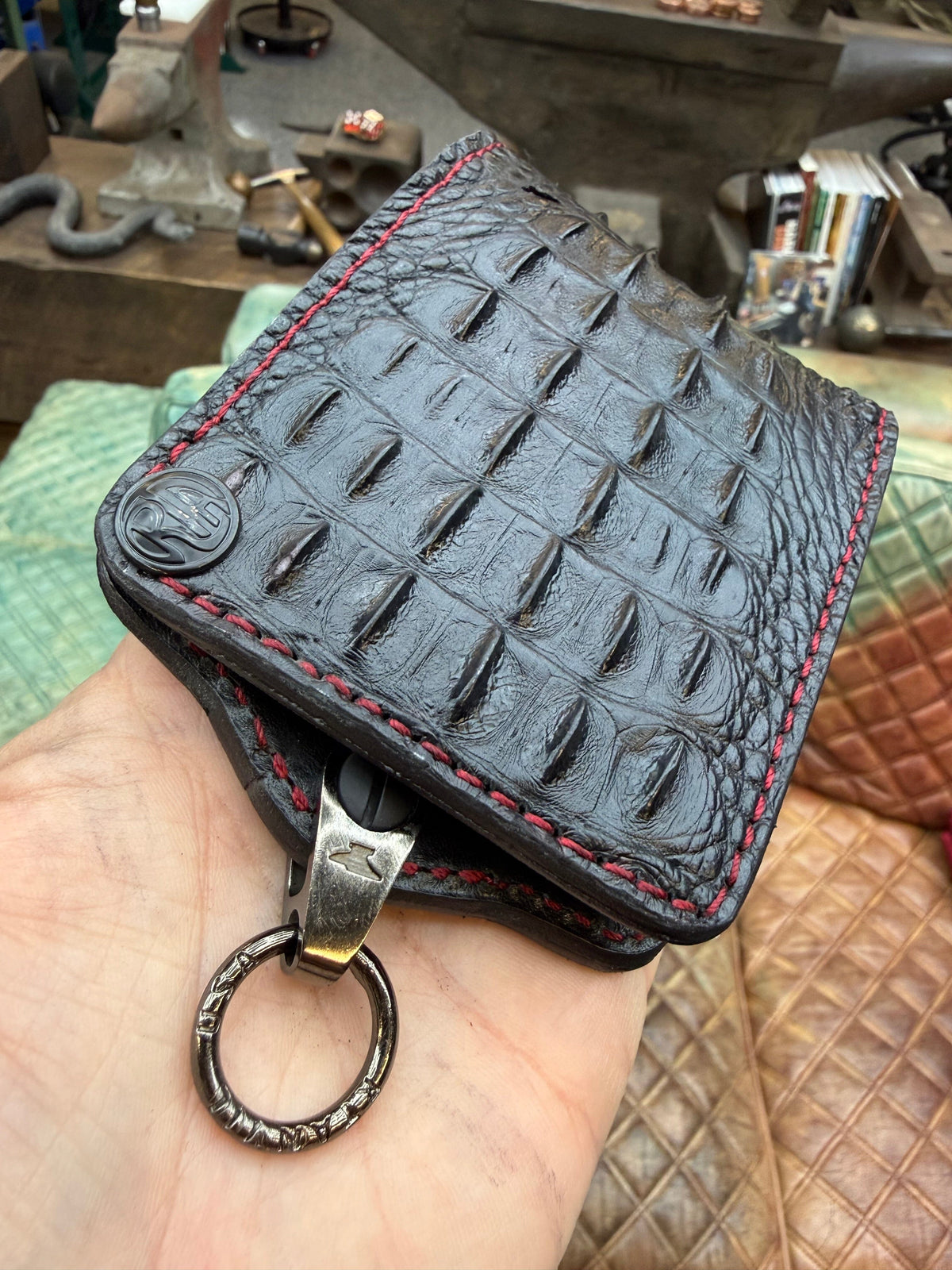 5G Bifold Leather Chain Wallet - Black Hornback Alligator