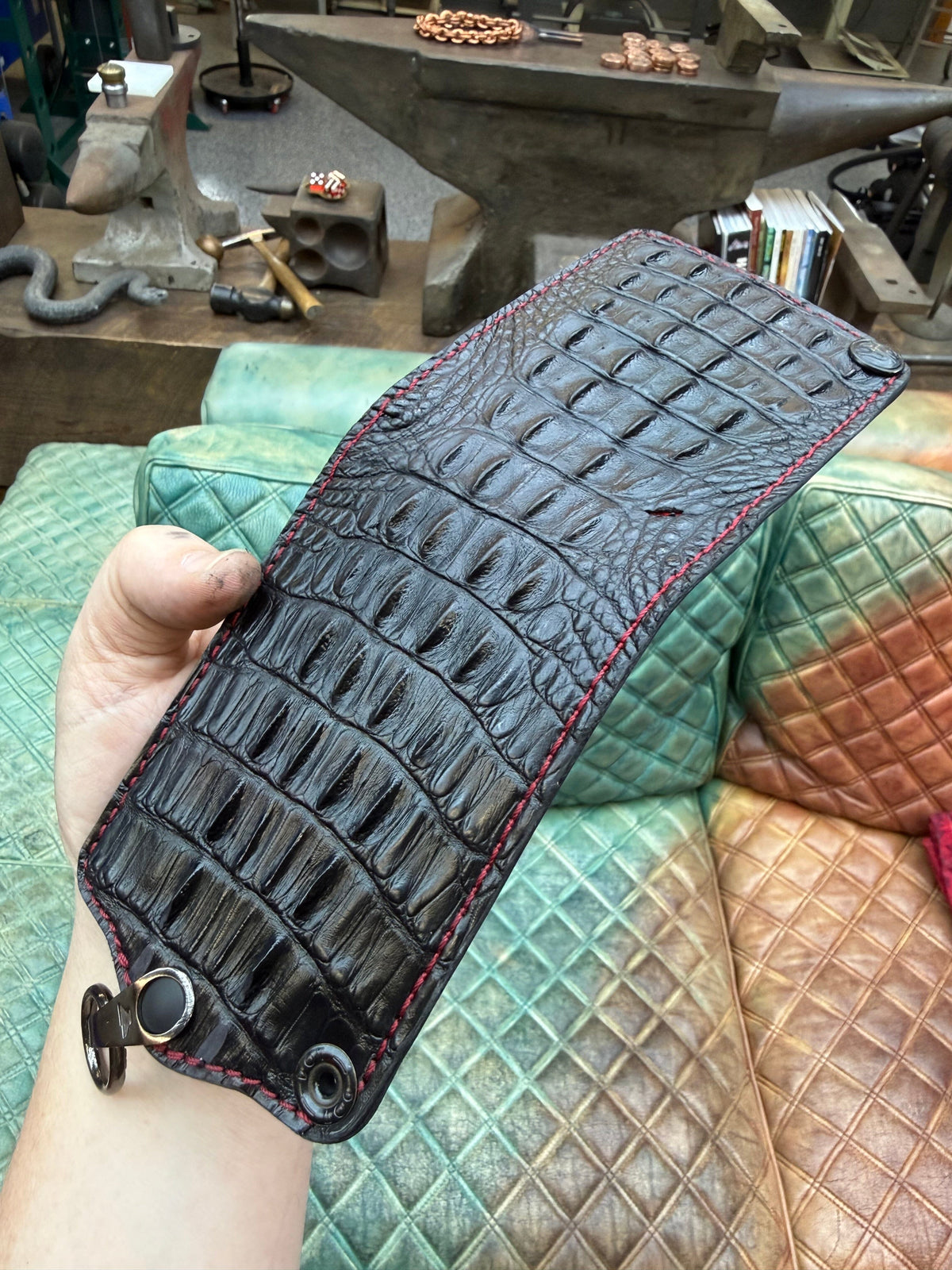 5G Bifold Leather Chain Wallet - Black Hornback Alligator