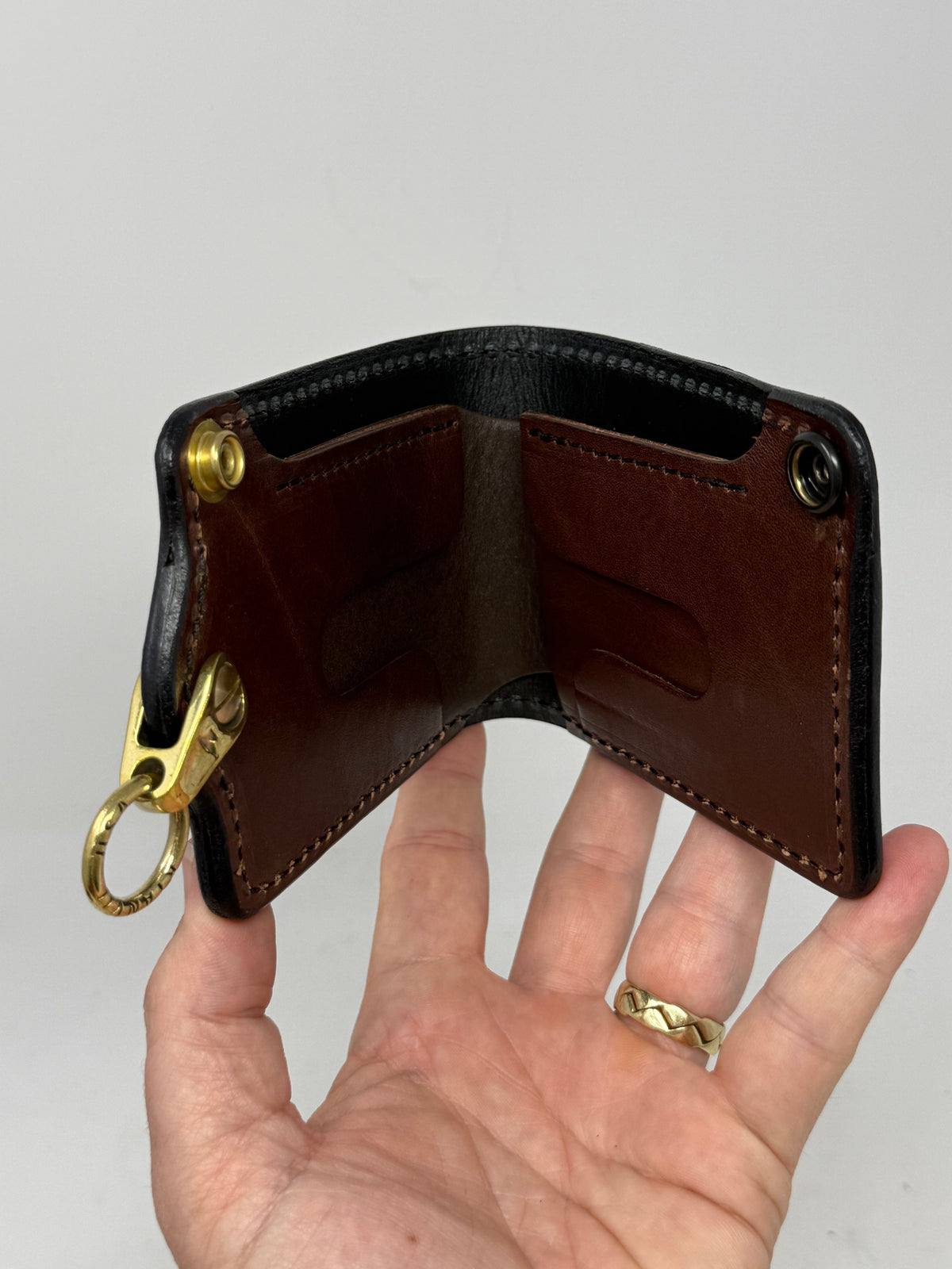 5G Bifold Leather Chain Wallet - Purple Alligator