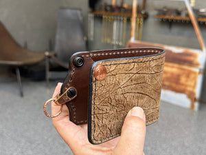 5G Bifold Leather Chain Wallet - Tan Hippo