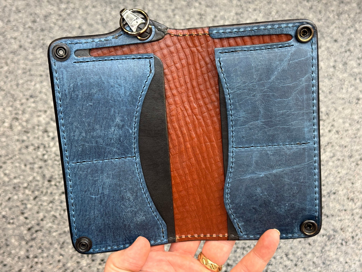 5G Long Biker Chain Wallet - Black/Gold Alligator