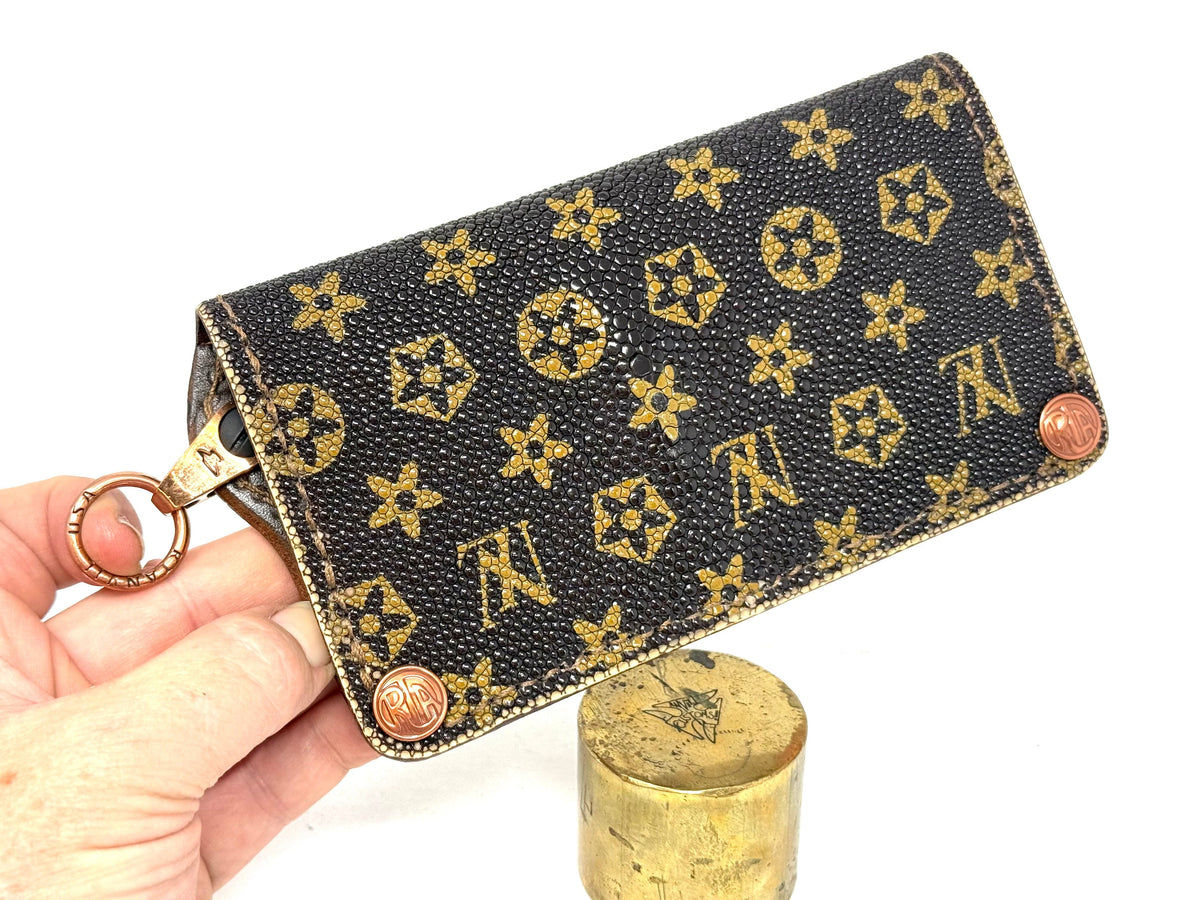 5G Long Biker Chain Wallet - Brown/Gold Designer Stingray - Anvil Customs