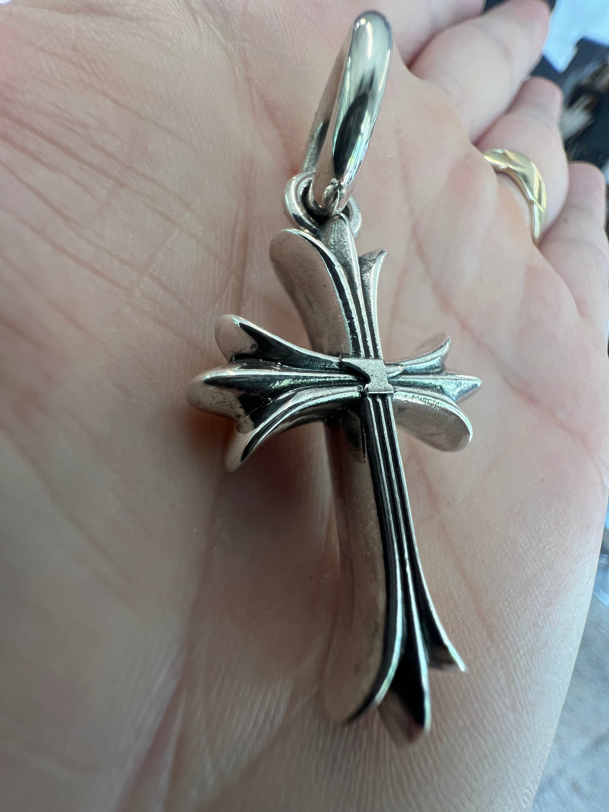 925 Silver Cross Pendant - ‘Patonce’