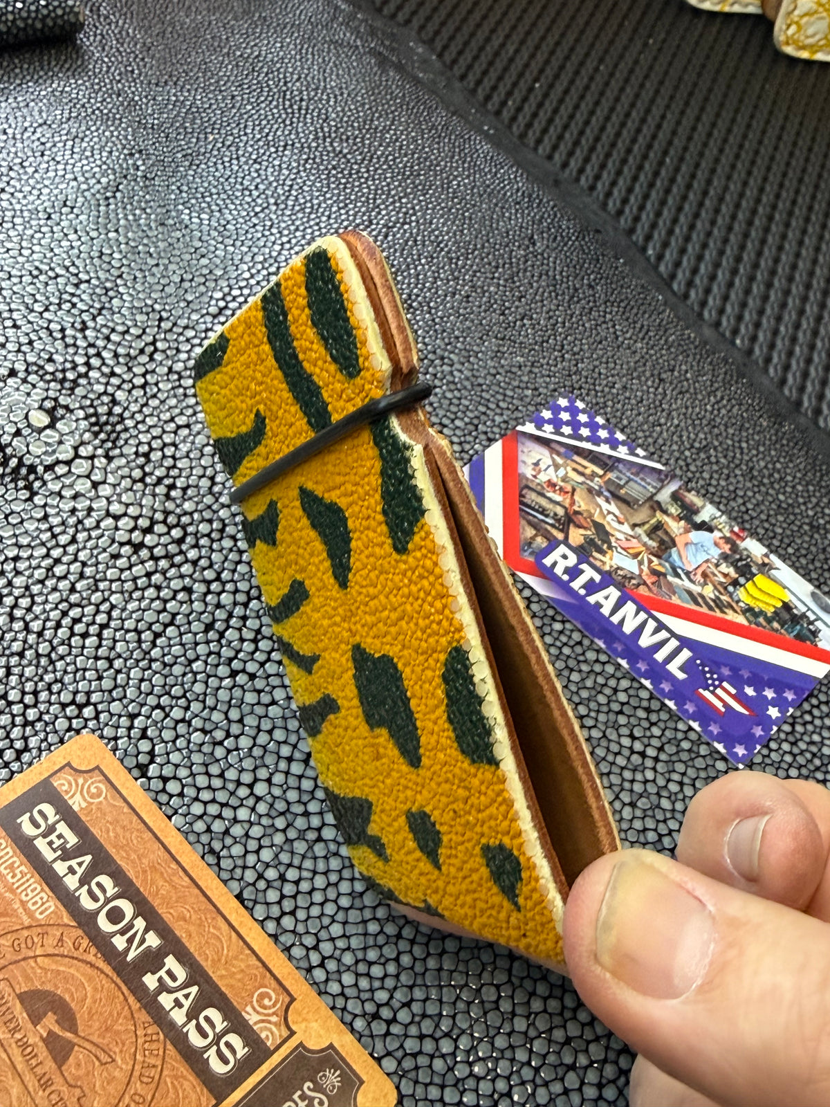 RTAnvil Cash Wrap Wallet - Tiger Stripe Stingray