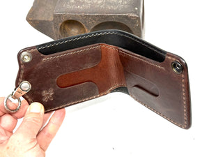 Anvil 5G Bifold Leather Chain Wallet - Antique Vanilla American Alligator