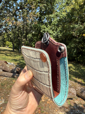 Anvil 5G Bifold Leather Chain Wallet - Antique Vanilla American Alligator