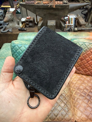 Anvil 5G Bifold Leather Chain Wallet - Black Hippo