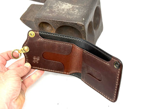 Anvil 5G Bifold Leather Chain Wallet - Black Hippo