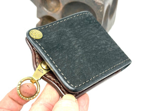 Anvil 5G Bifold Leather Chain Wallet - Black Hippo