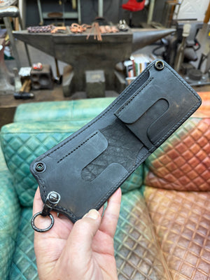 Anvil 5G Bifold Leather Chain Wallet - Black Hippo