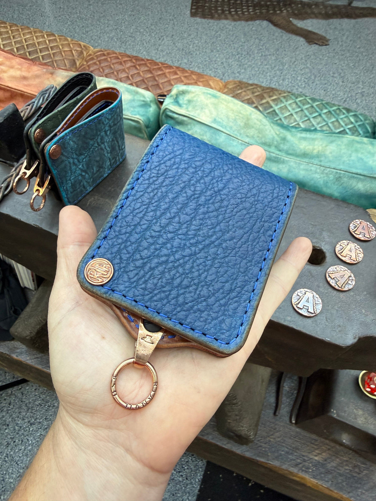 ANVIL 5G Bifold Leather Chain Wallet - Blue Shark