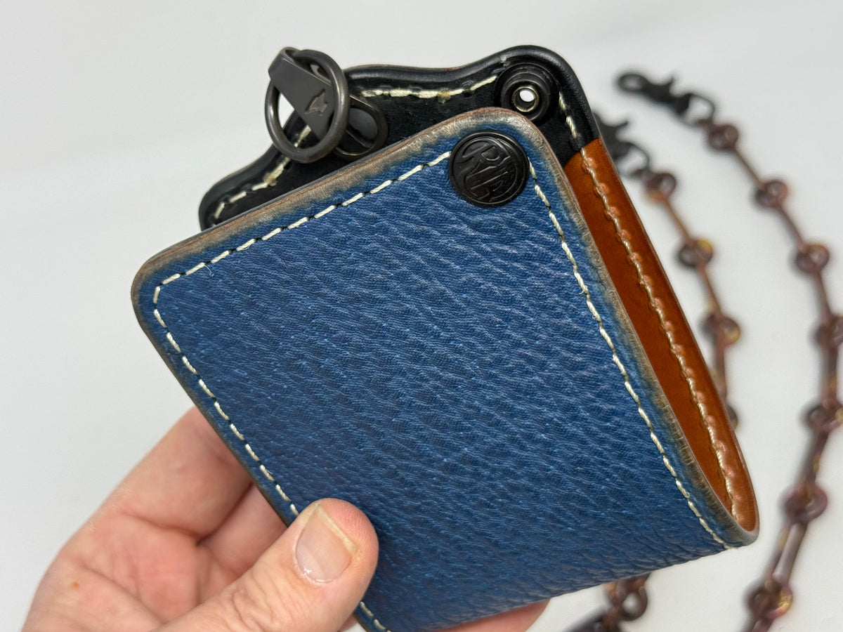 ANVIL 5G Bifold Leather Chain Wallet - Blue Shark