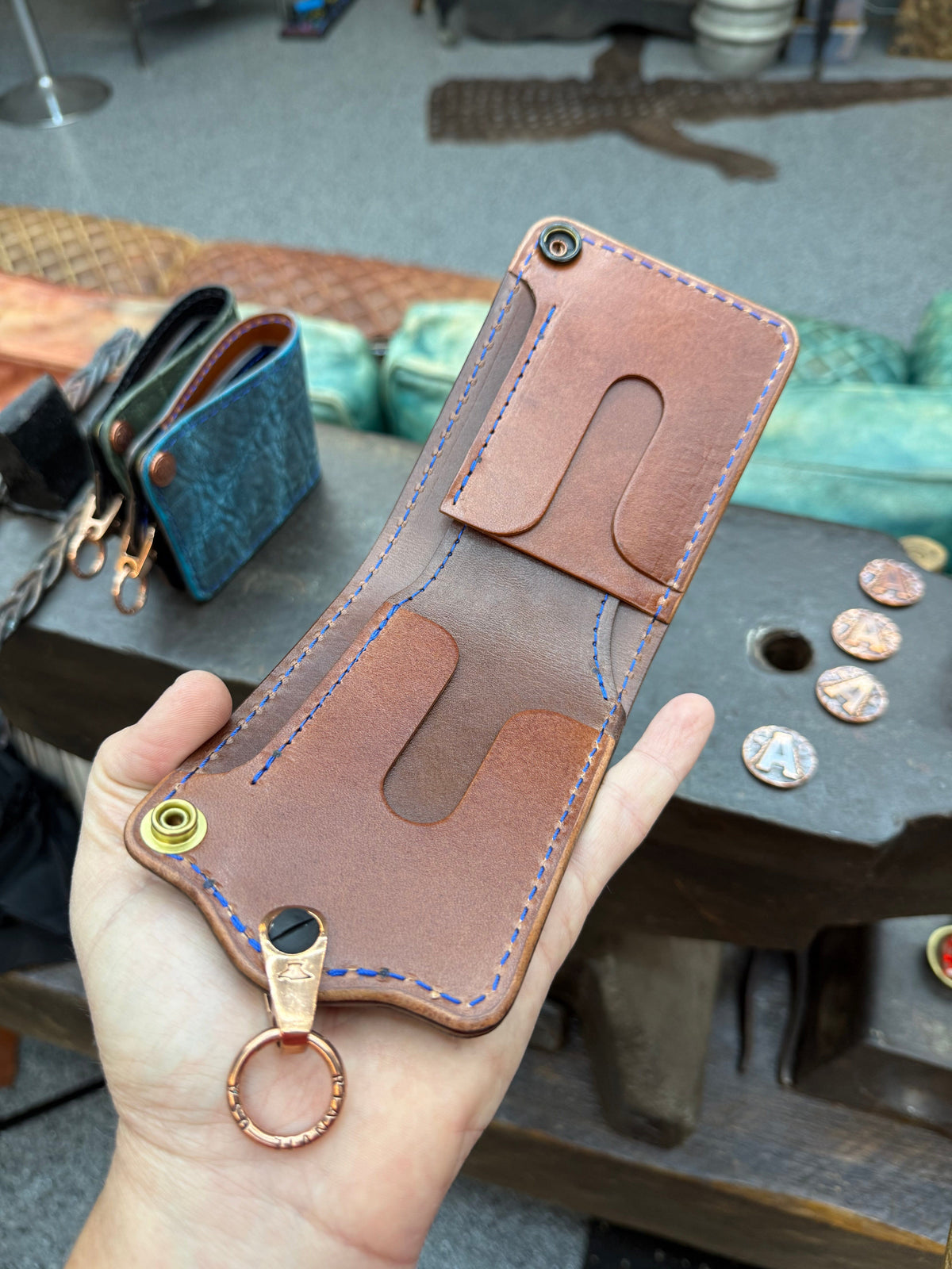 ANVIL 5G Bifold Leather Chain Wallet - Blue Shark