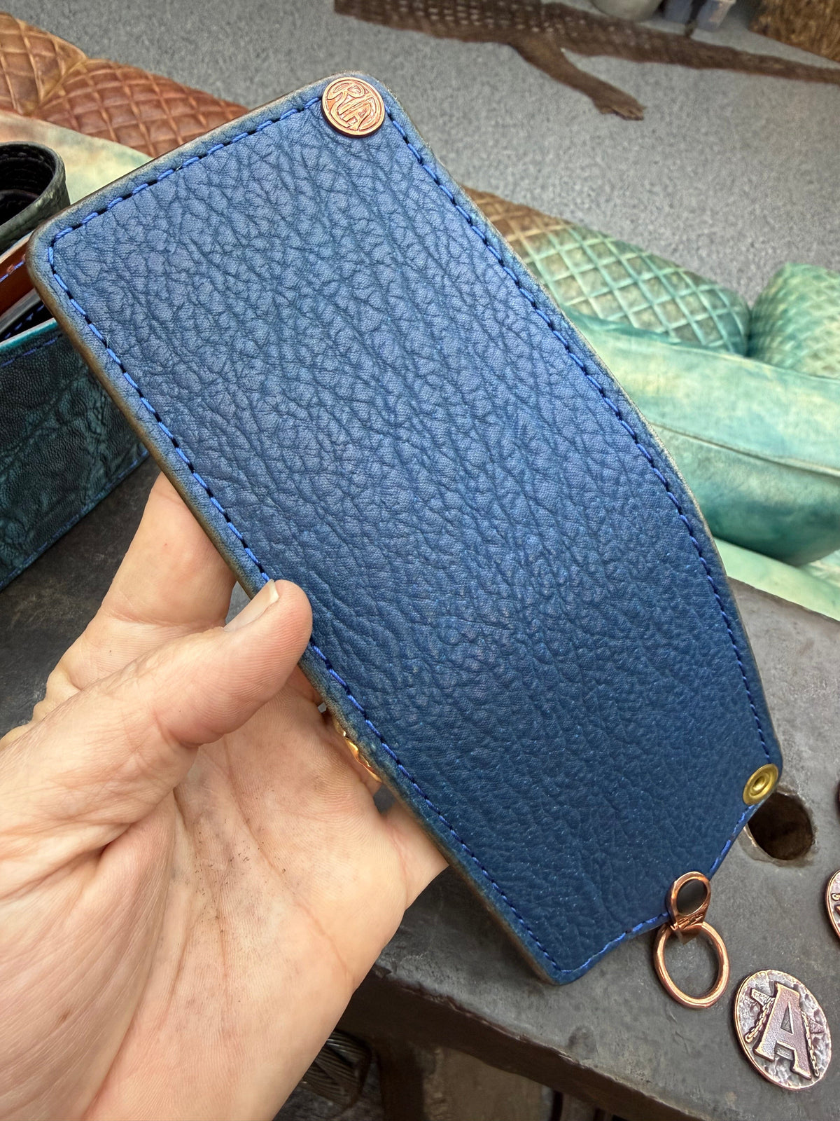 ANVIL 5G Bifold Leather Chain Wallet - Blue Shark