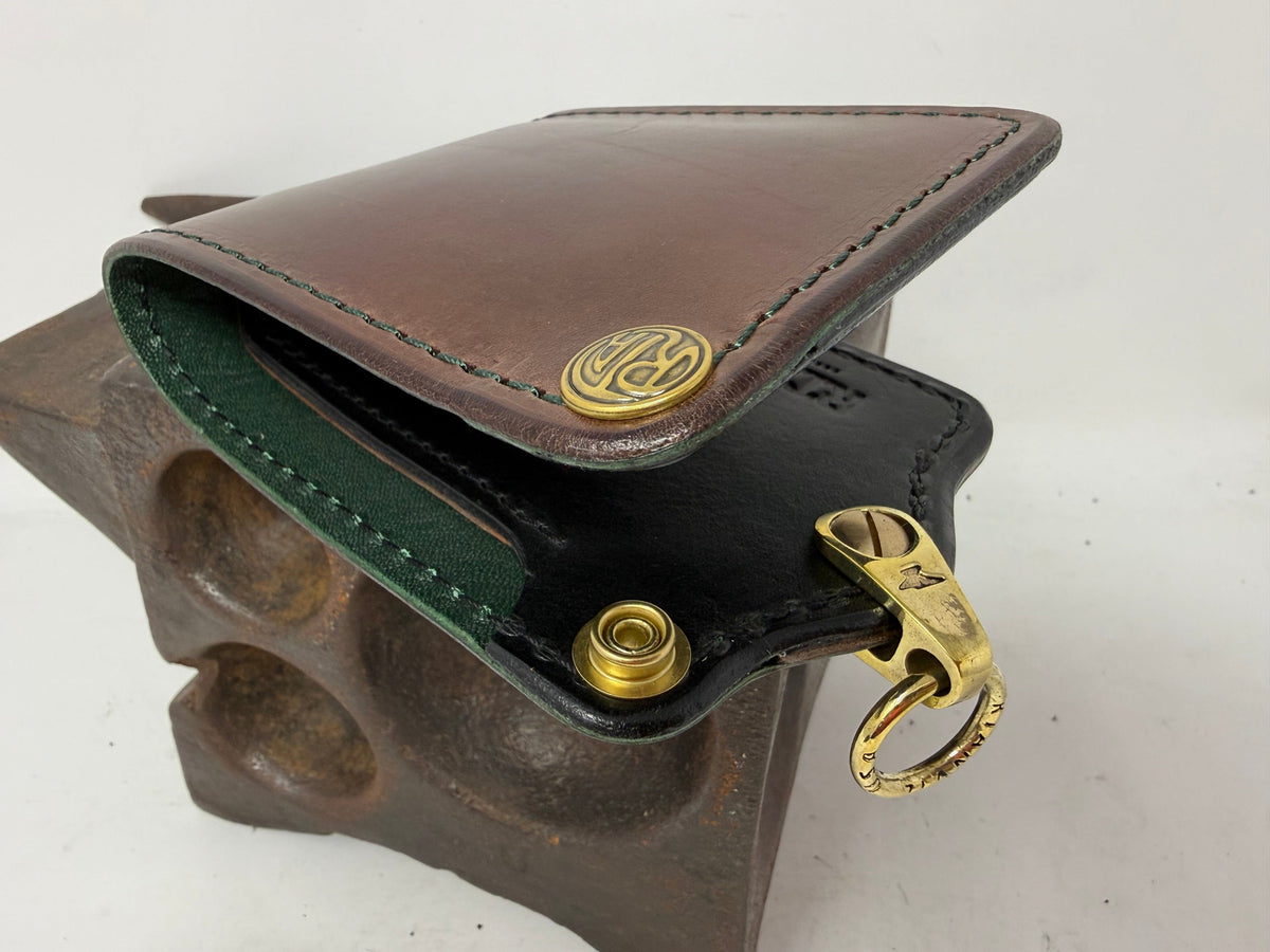 Anvil 5G Bifold Leather Chain Wallet - Brown w/ Green Liner