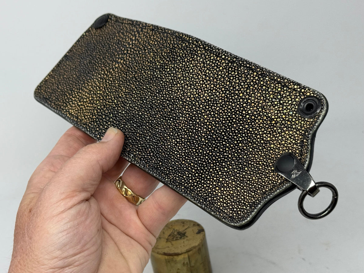 Anvil 5G Bifold Leather Chain Wallet - Gold Stingray