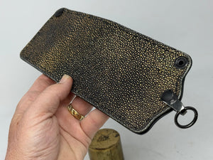 Anvil 5G Bifold Leather Chain Wallet - Gold Stingray