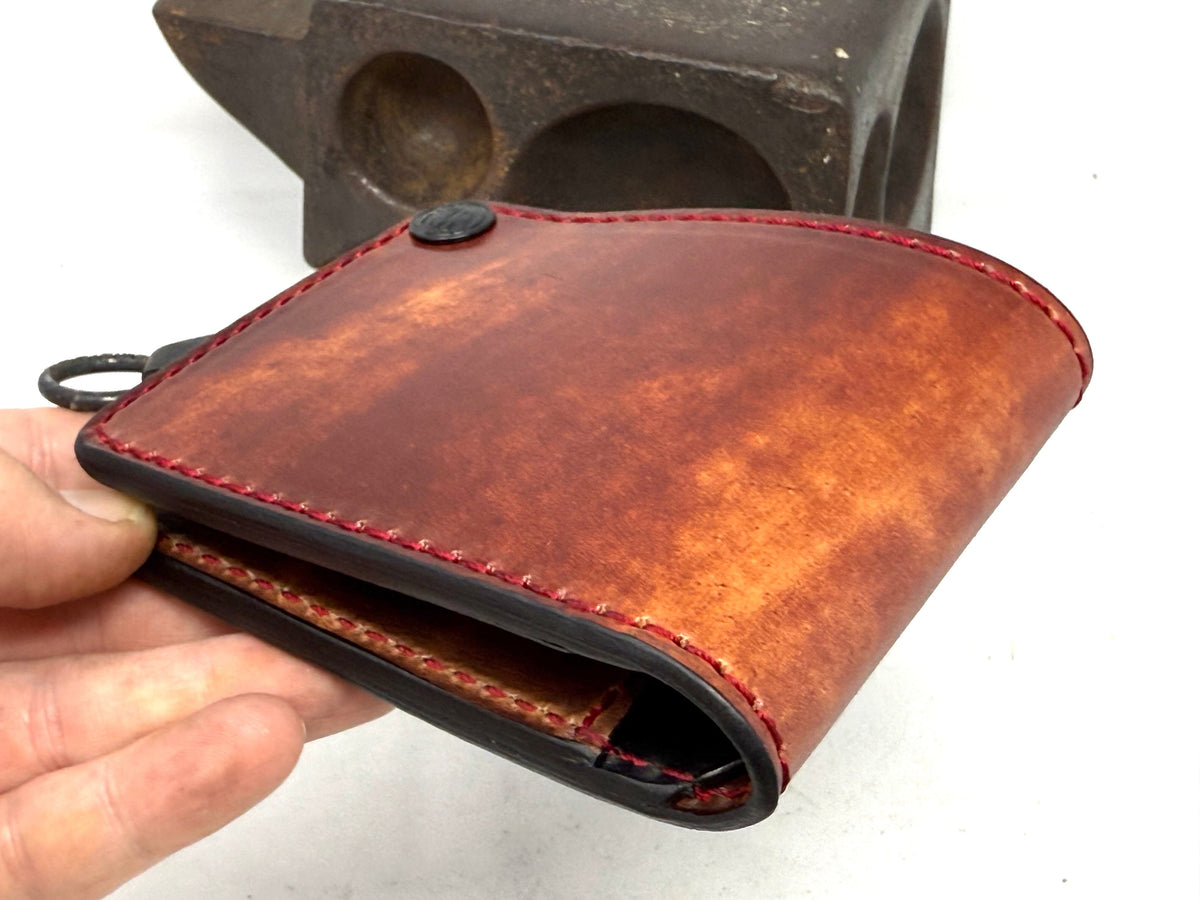 ANVIL 5G Bifold Leather Chain Wallet - Marbled Burgundy Shell Cordovan