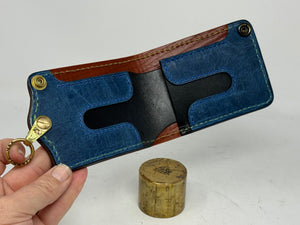 Anvil 5G Bifold Leather Chain Wallet - Metallic Emerald Stingray