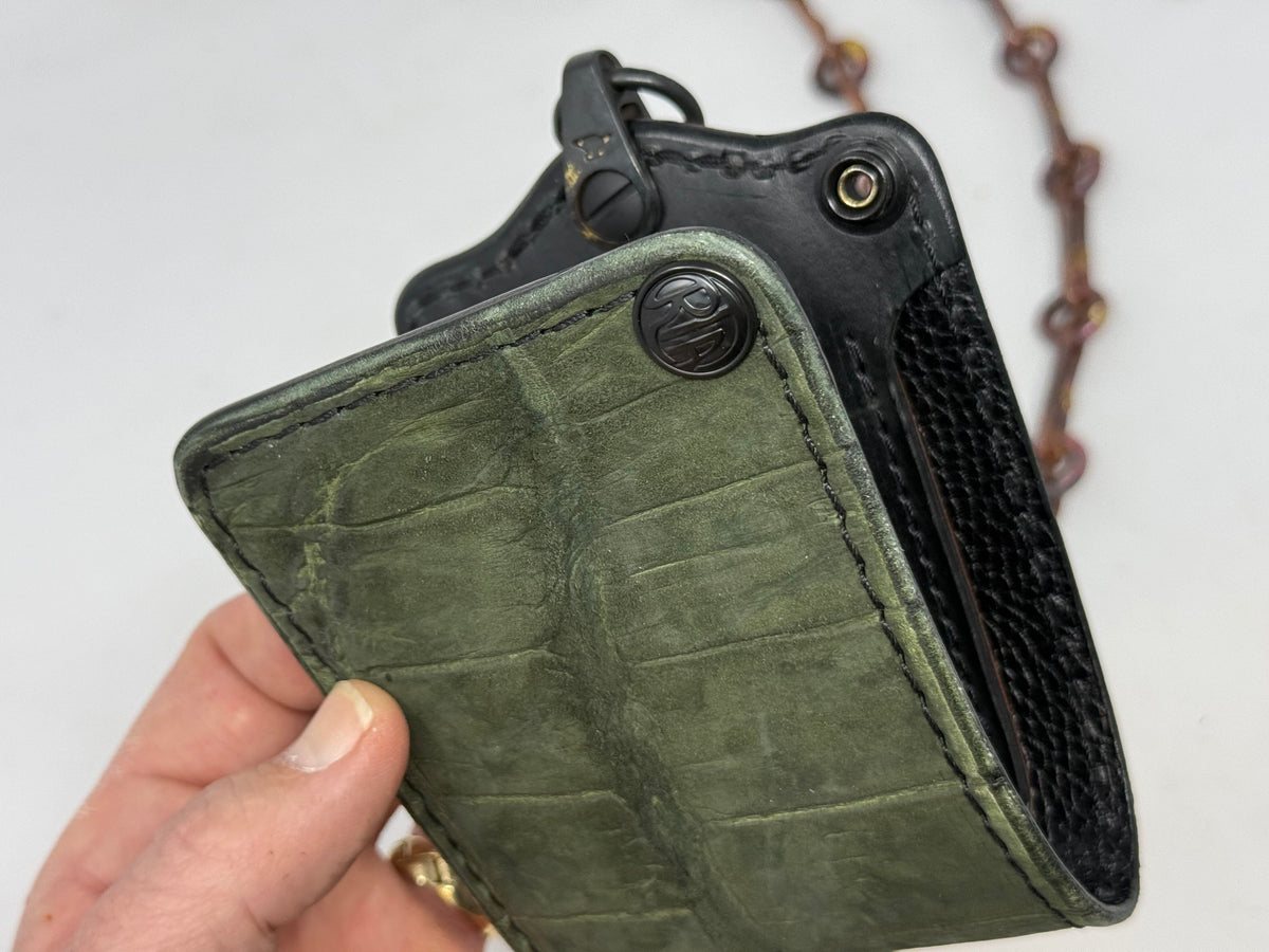 Anvil 5G Bifold Leather Chain Wallet - Nubuck Green American Alligator