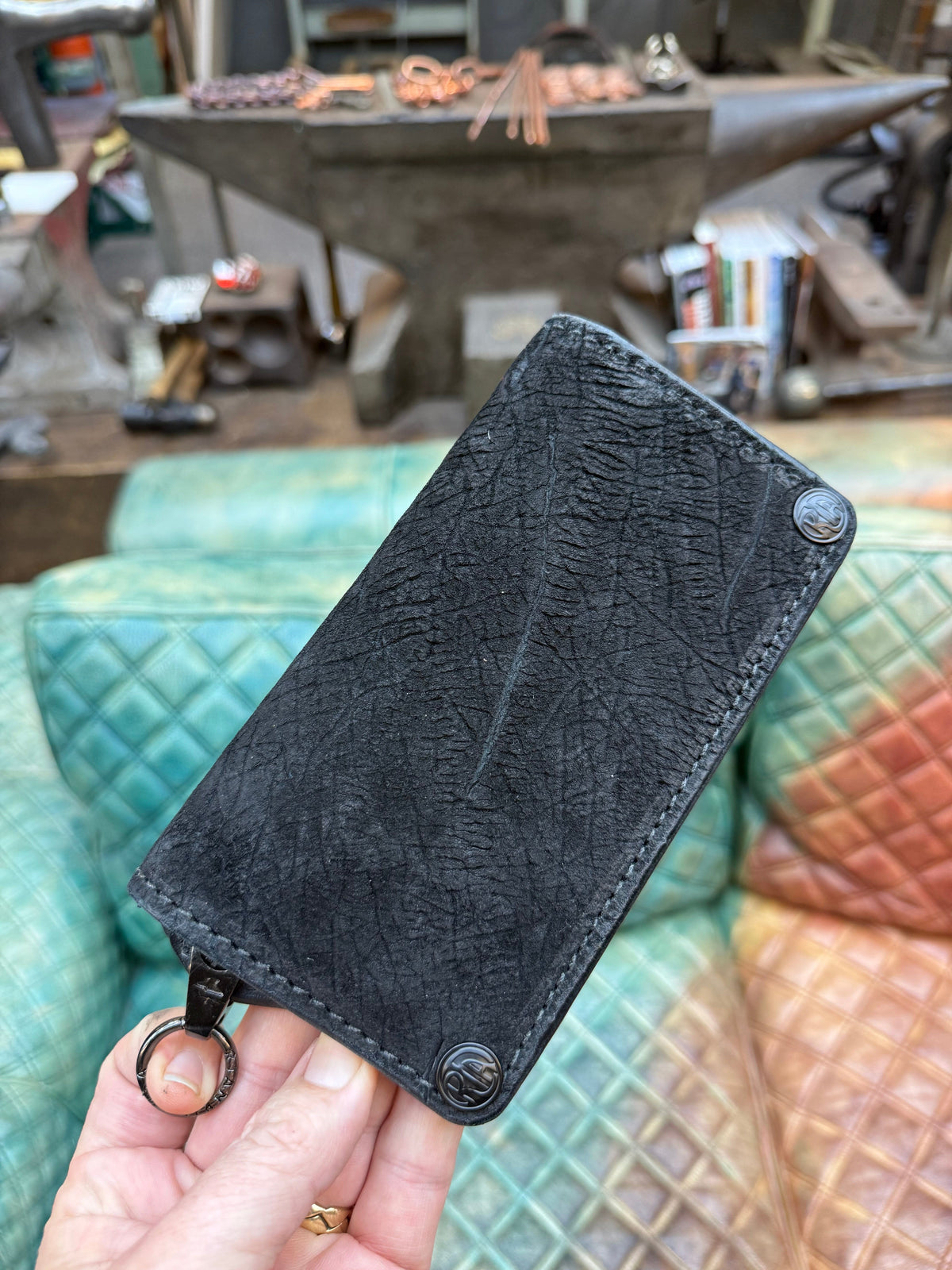 Anvil 5G Long Biker Wallet - Black Hippo - Anvil Customs