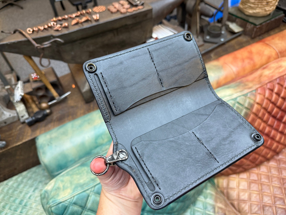 Anvil 5G Long Biker Wallet - Chocolate Hippo