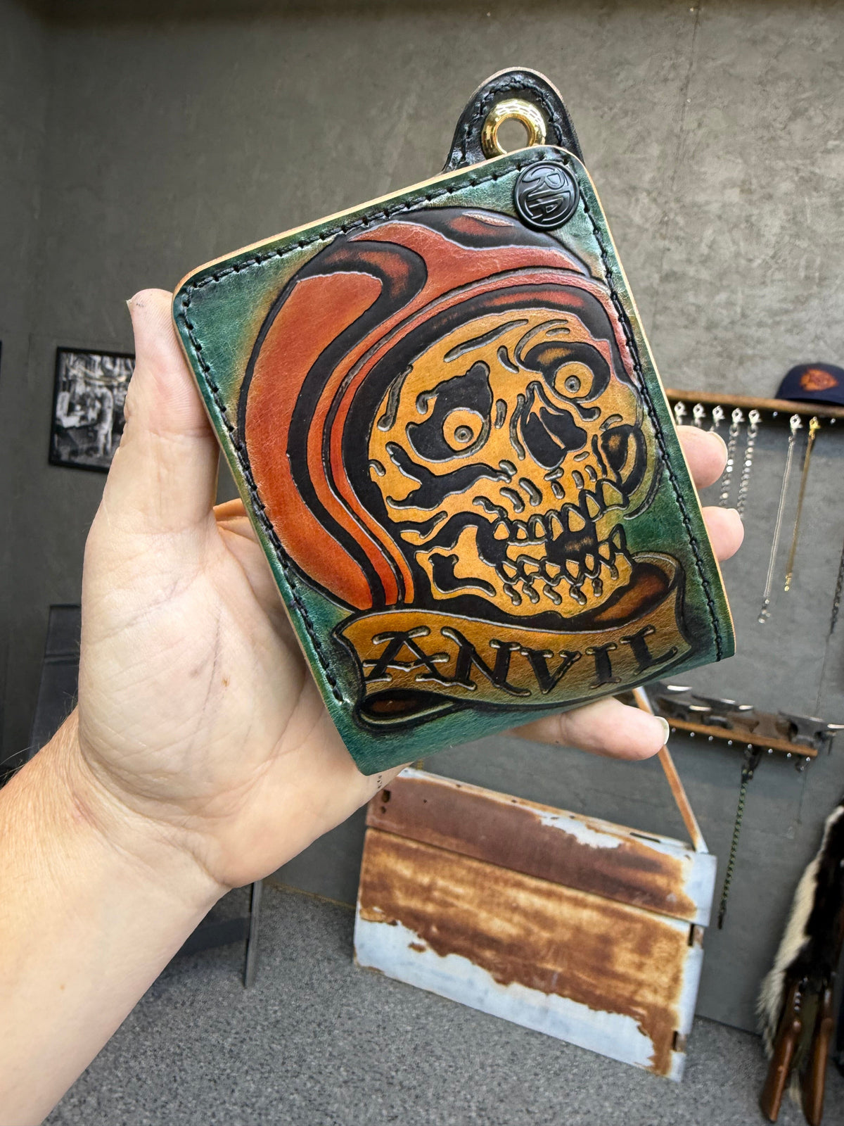 Anvil 5G Long Biker Wallet - Chocolate Hippo