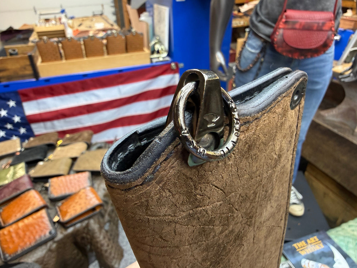 Anvil 5G Long Biker Wallet - Chocolate Hippo