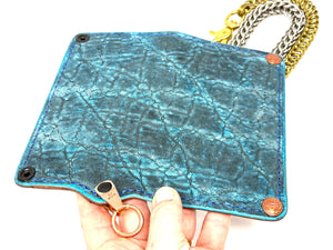 Anvil 5G Long Wallet - Antiqued Turquoise Elephant