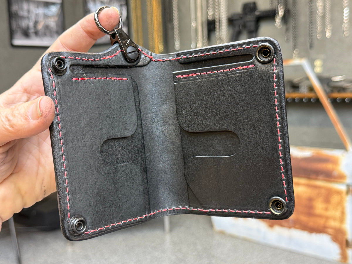 Anvil 5G Mini Long Chain Wallet - Black Hippo