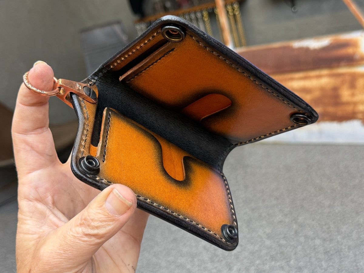 Anvil 5G Mini Long Chain Wallet - Chocolate Hippo