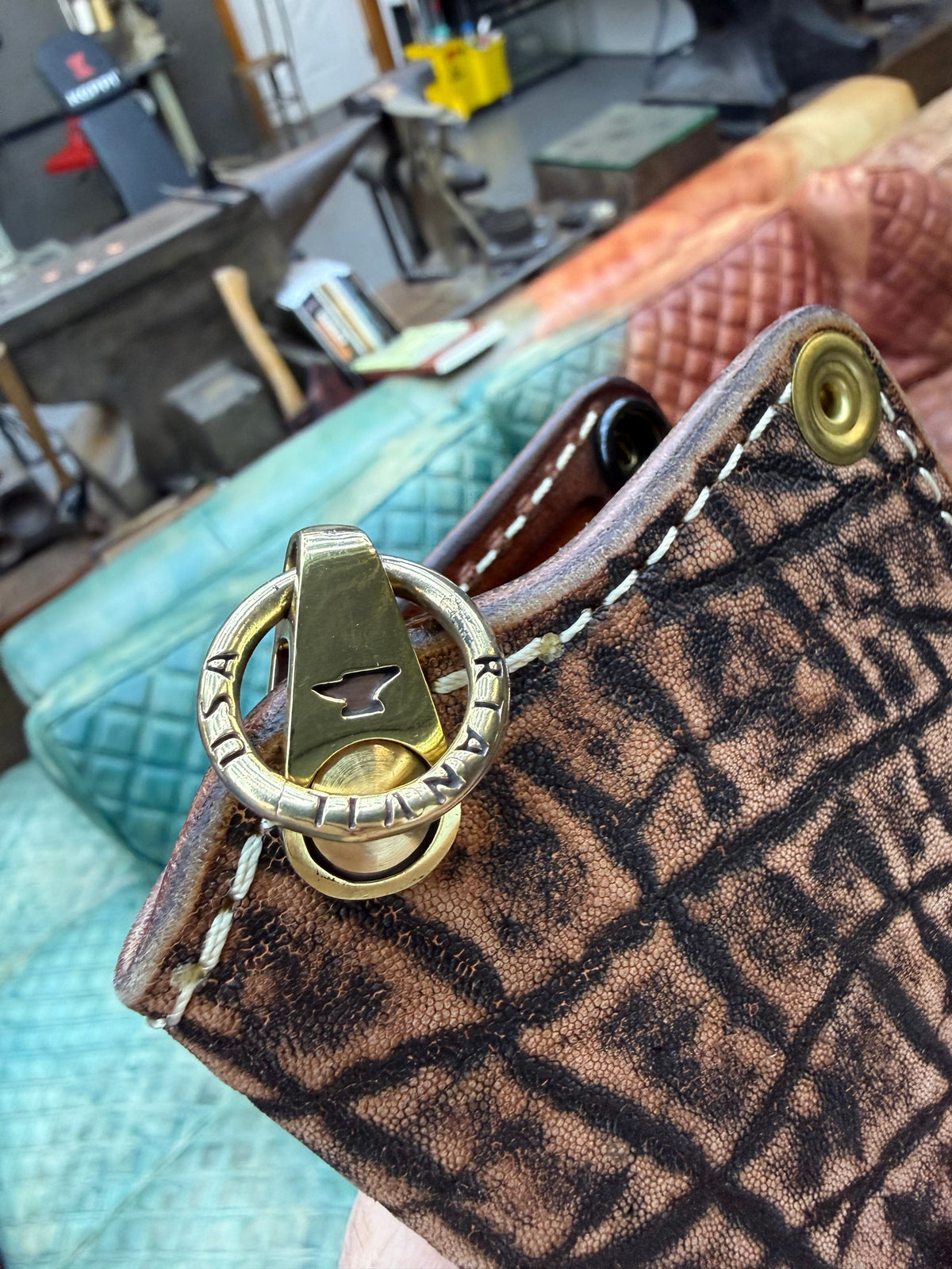 Anvil 5G MINI Long Chain Wallet - Cognac Elephant