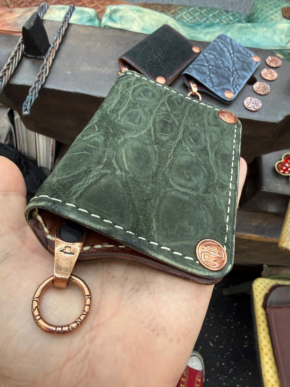 Anvil 5G MINI Long Chain Wallet - Nubuck Green Alligator