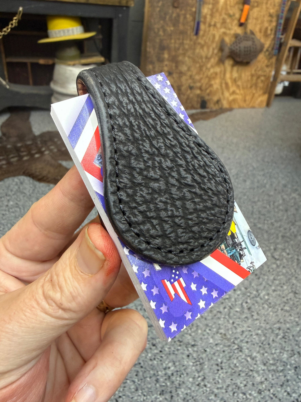 Anvil Cash Clamp / Money Clip Wallet:  Black Shark