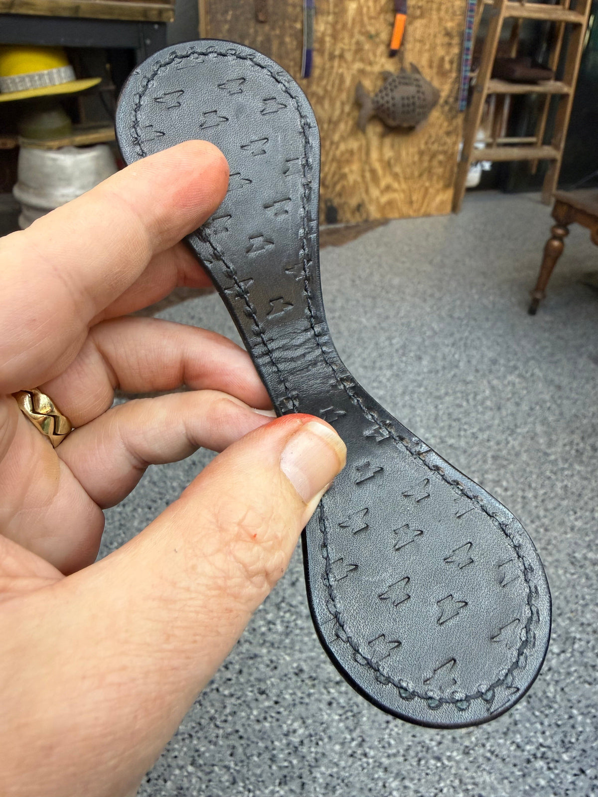 Anvil Cash Clamp Wallet:  Army Green Gator