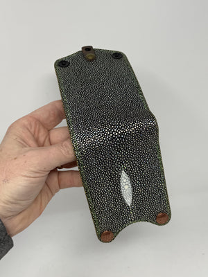 Bifold Leather Chain Wallet - Chromium Stingray