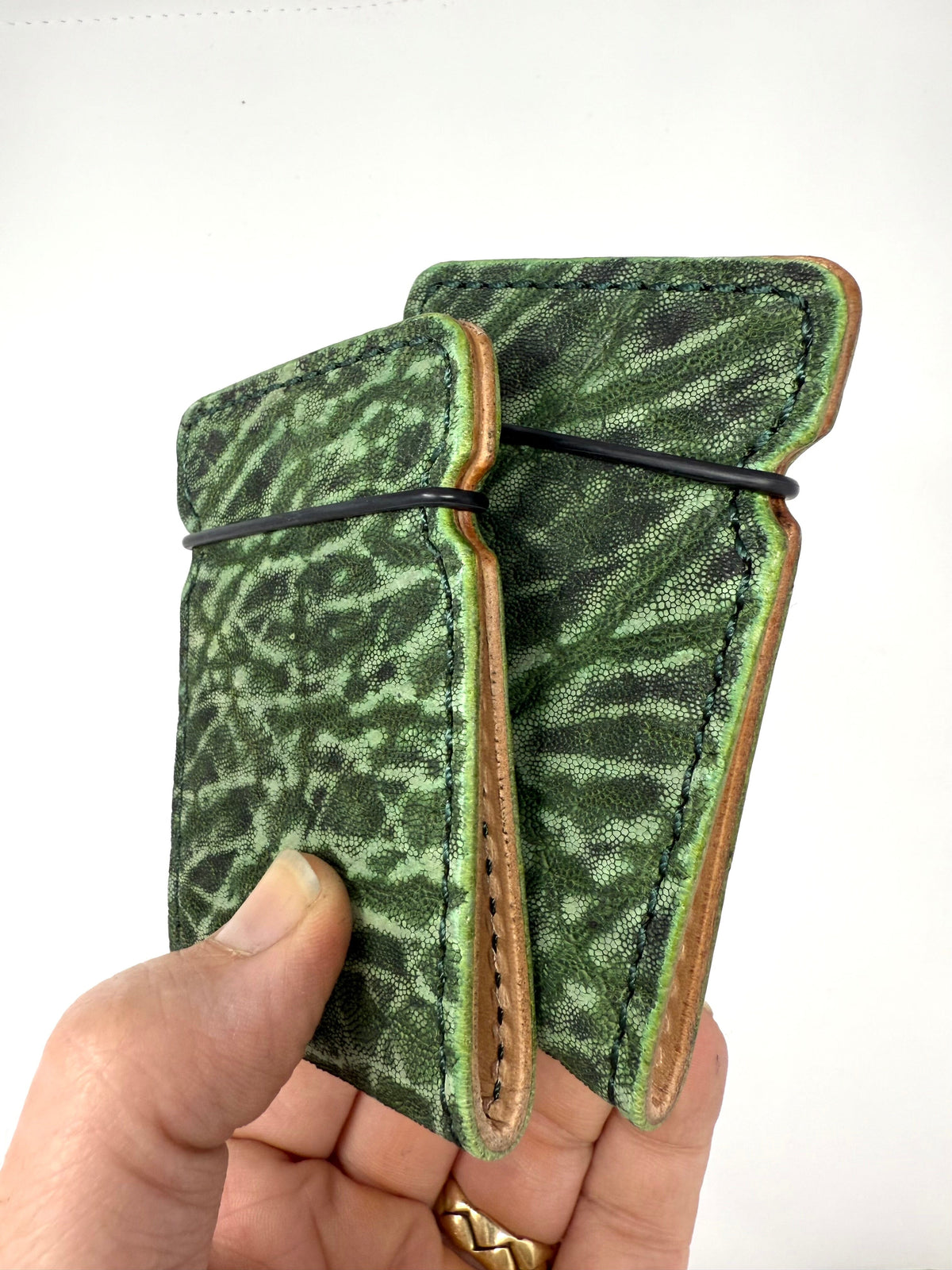 El Camino Wallet - Antiqued Green Elephant