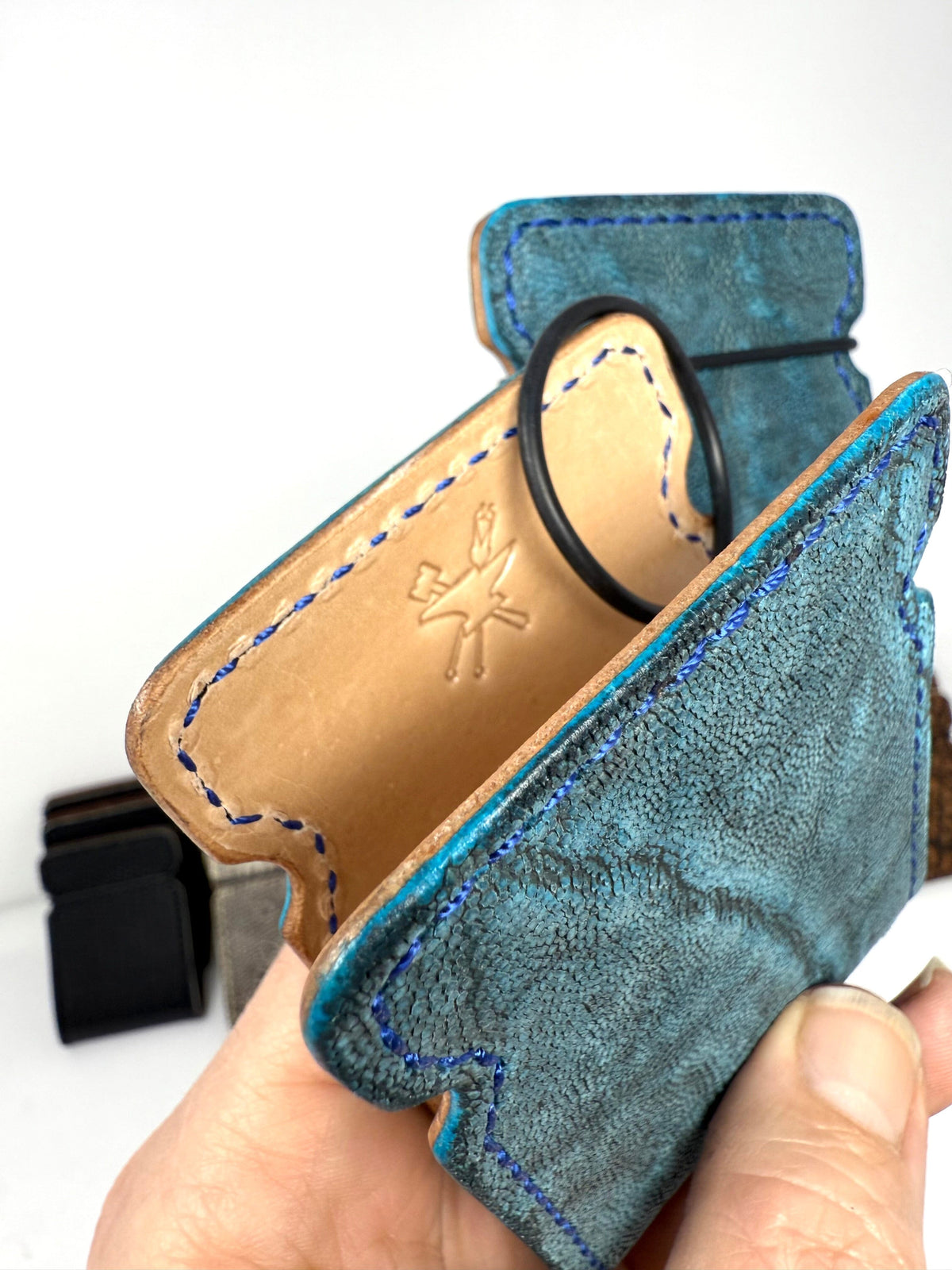 El Camino Wallet - Antiqued Turquoise Elephant