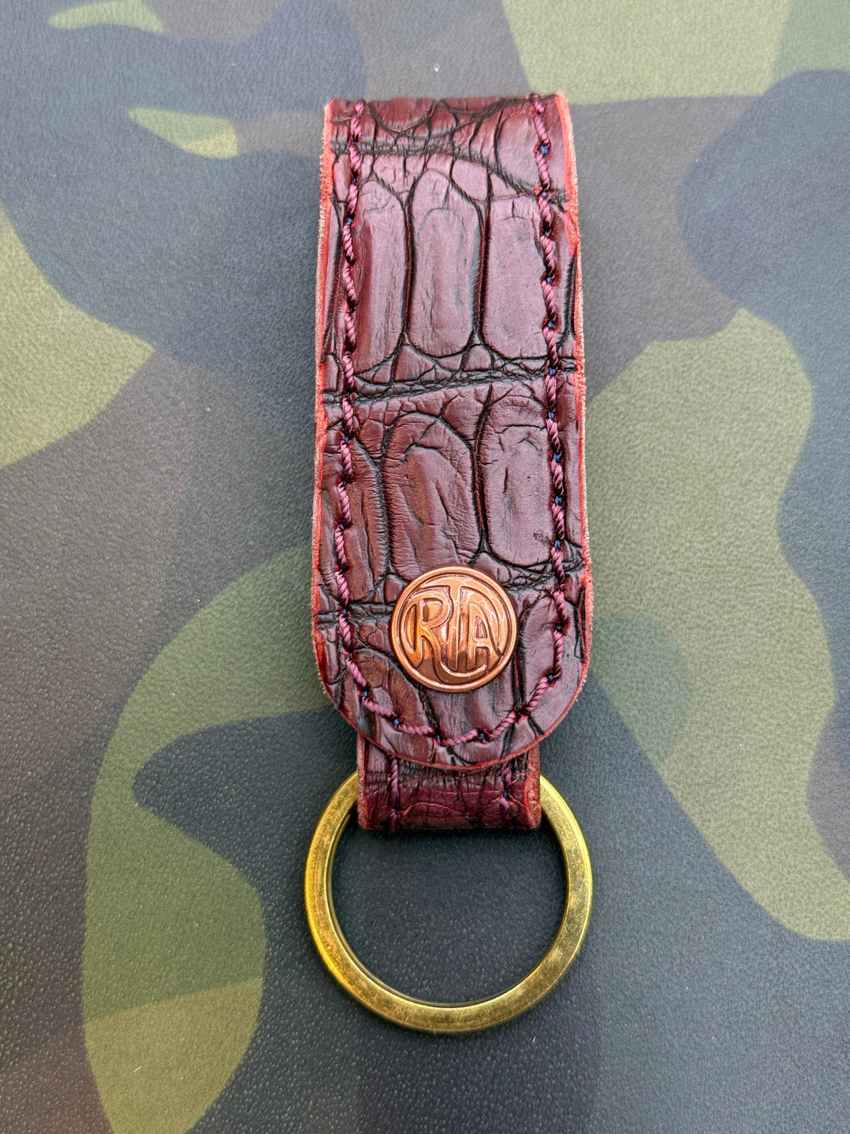 Leather Loop - Antique Wine Alligator