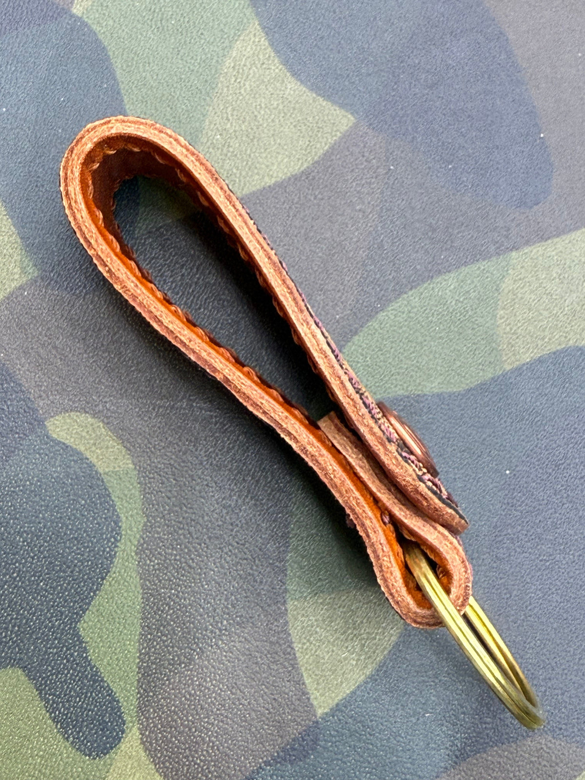 Leather Loop - Cognac Elephant