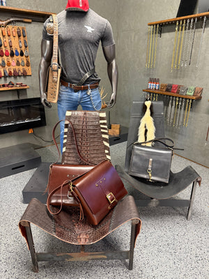 Leather Messenger Bag - “Lounge Brown” Buffalo