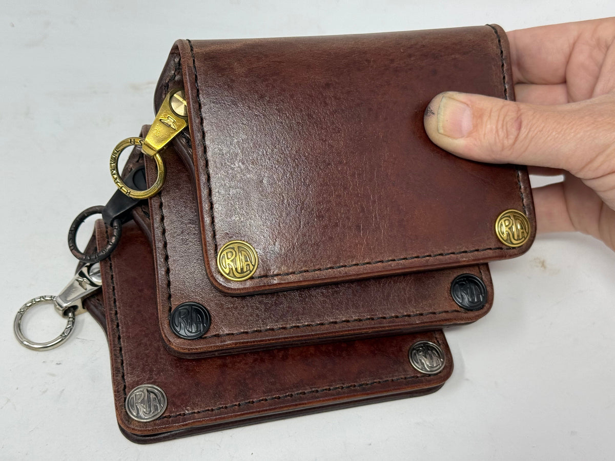 Mini Long Leather Chain Wallet - Brown 5G