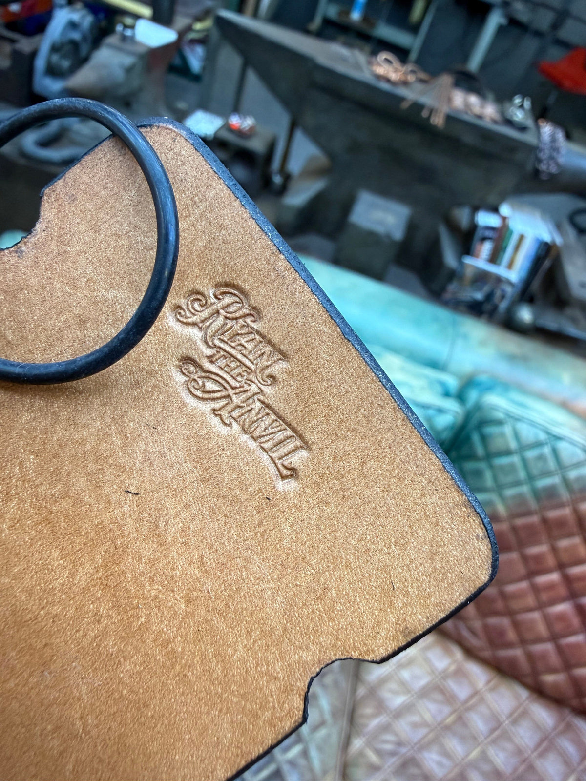 RTAnvil Cash Wrap Wallet - Sunburst Shark