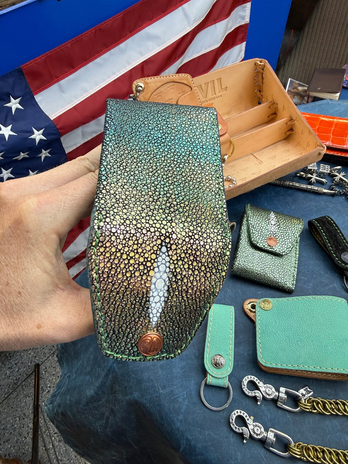 Sarasota Wallet - Aurora Hologram Stingray