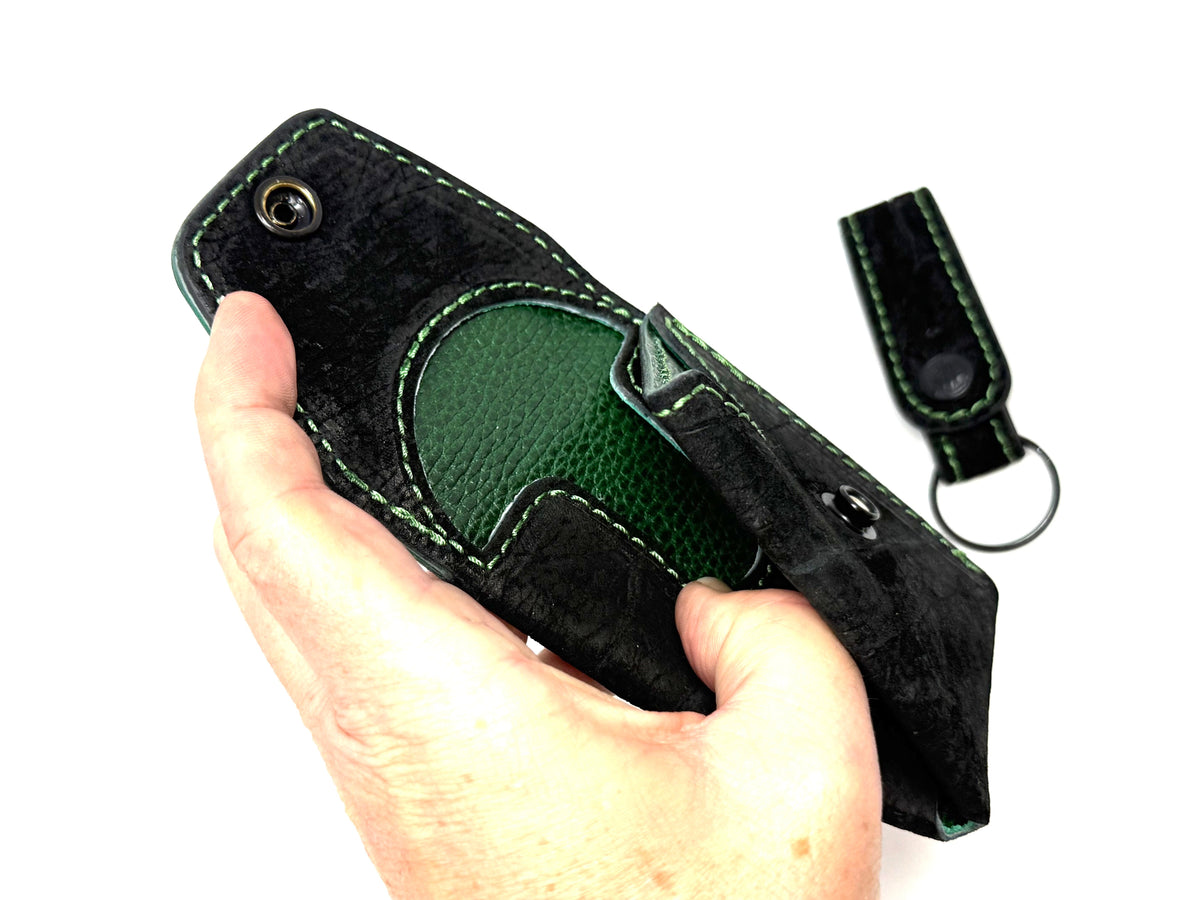 Sarasota Wallet - Black Hippo w Green